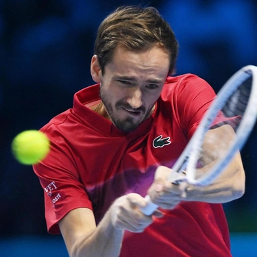 Atp Finals: troppo Medvedev per De Minaur, riscatto russo