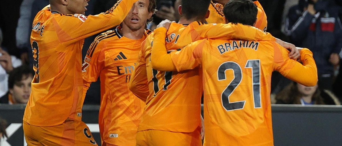 Real Madrid in rimonta batte Valencia 2-1 e guida la Liga