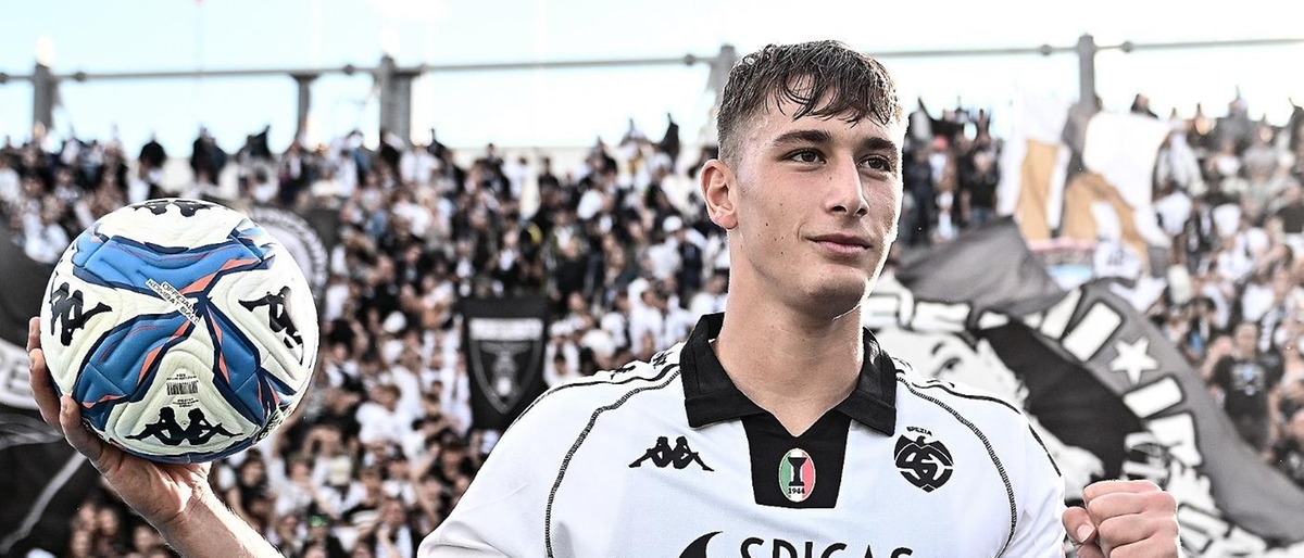 Spezia-Modena 1-0: sigillo di Pio Esposito per vincere e tornare in vetta