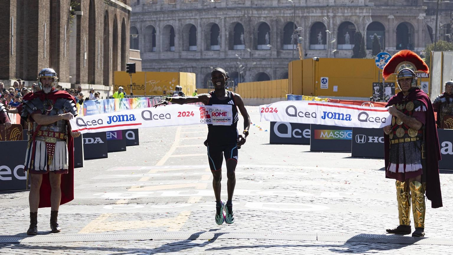 Maratona di Roma è keniana, vincono Rutto col record e Lagat