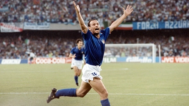 Totò Schillaci è morto, fece sognare l’Italia delle notti magiche. Il Messina, la Juve e quei cori velenosi