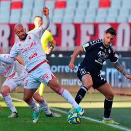 Bari-Spezia 2-0, fine d’anno amara per gli Aquilotti