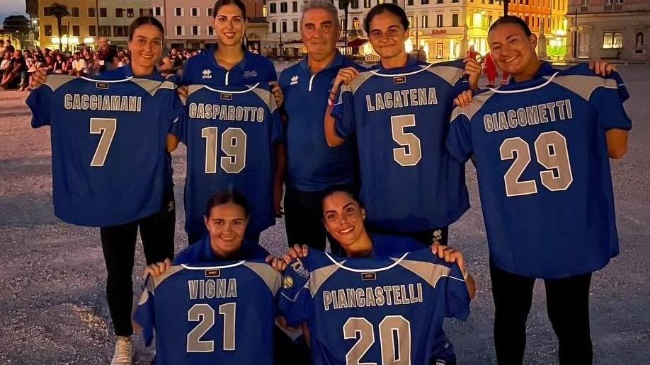 Softball, l’estate azzurra di Forlì. Tante convocazioni e l’oro europeo