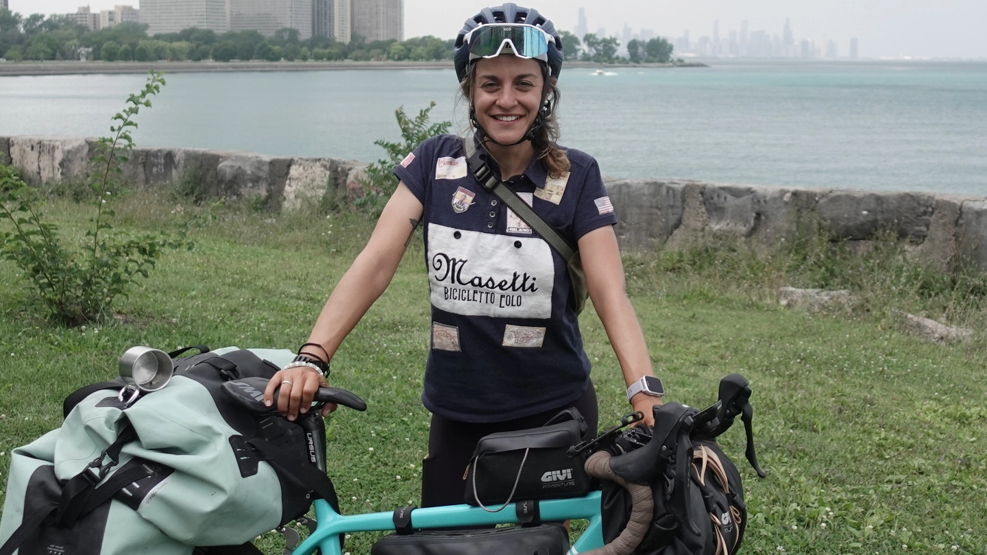 Giulia Baroncini, 33 anni, ciclista, globetrotter ed esperta di viaggi