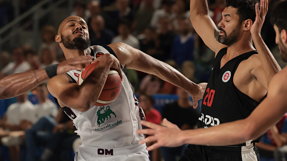 Olimpia, è subito Shields. Hapoel sconfitto in volata