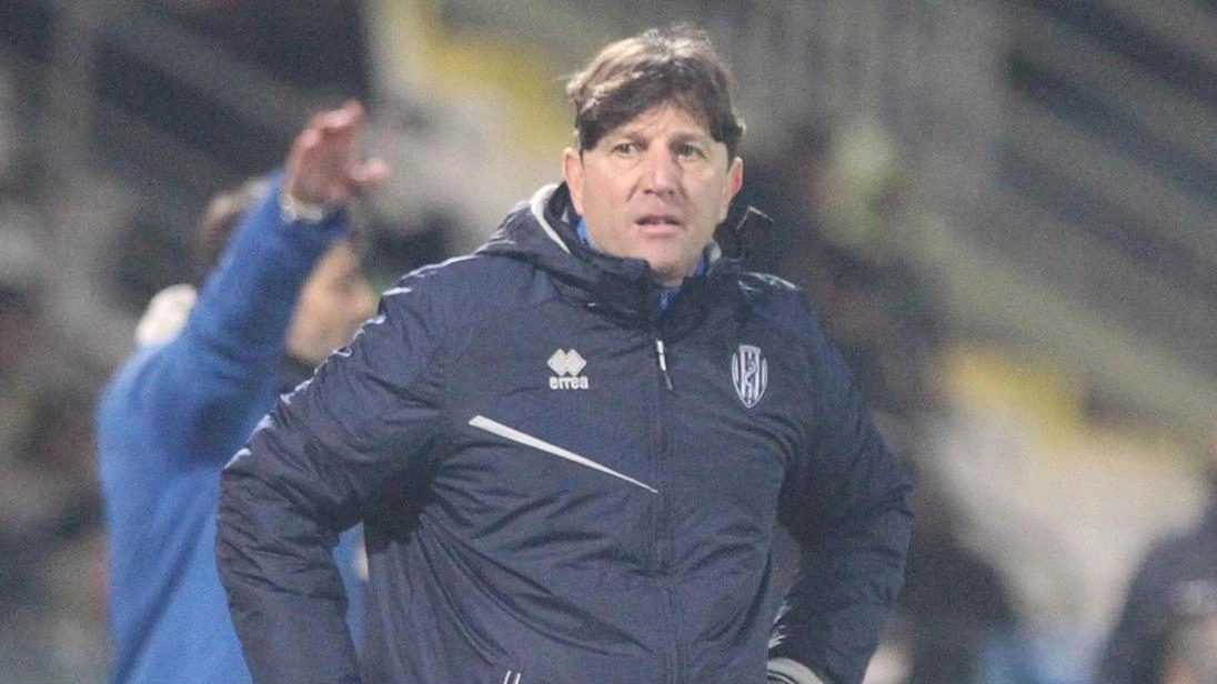 Mister Mignani non vuole cali di concentrazione. Il Cesena è reduce dalla scoppola in Coppa Italia contro l’Atalanta (foto Ravaglia)