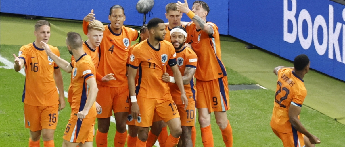 Europei, l’Olanda vola in semifinale: Gakpo e De Vrij ribaltano la Turchia