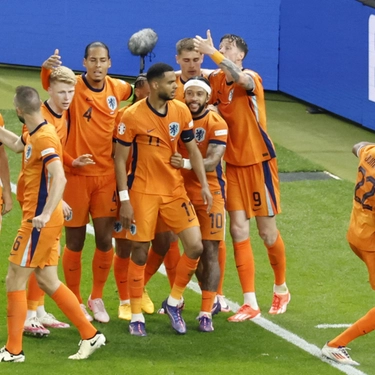 Europei, l’Olanda vola in semifinale: Gakpo e De Vrij ribaltano la Turchia
