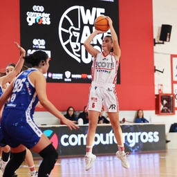 Use Rosa Scotti domina Cagliari: vittoria schiacciante 76-31 al Pala Sammontana