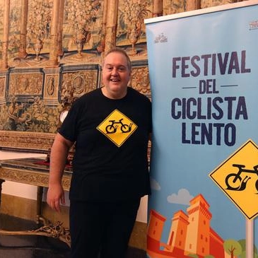 "Ciclismo ’lento’, un modo per far conoscere Ferrara"