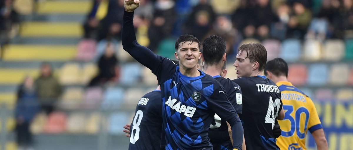 Serie B, diciassettesima giornata: vincono Sassuolo e Pisa. Frena lo Spezia