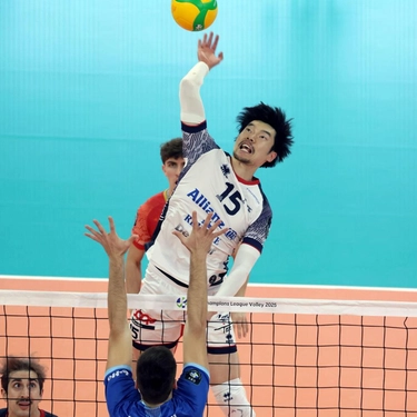 Il debutto in Champions. Powervolley, prima da urlo. Knack spaventa l’Allianz. Poi la rimonta da 0-2 a 3-2