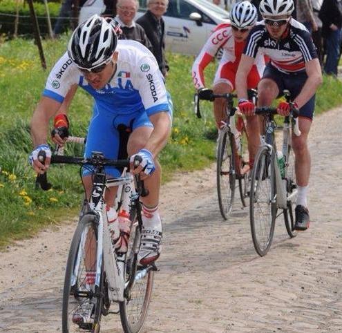 https://sport.quotidiano.net/image-service/view/acePublic/alias/contentid/NmFlNDNmZTUtMzU5YS00/0/le-prossime-gare-il-ciclismo-si-fa-in-quattro.jpeg