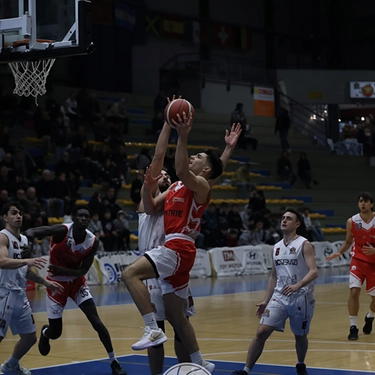 Basket serie B. Etrusca espugna il campo inviolato dell’Arezzo