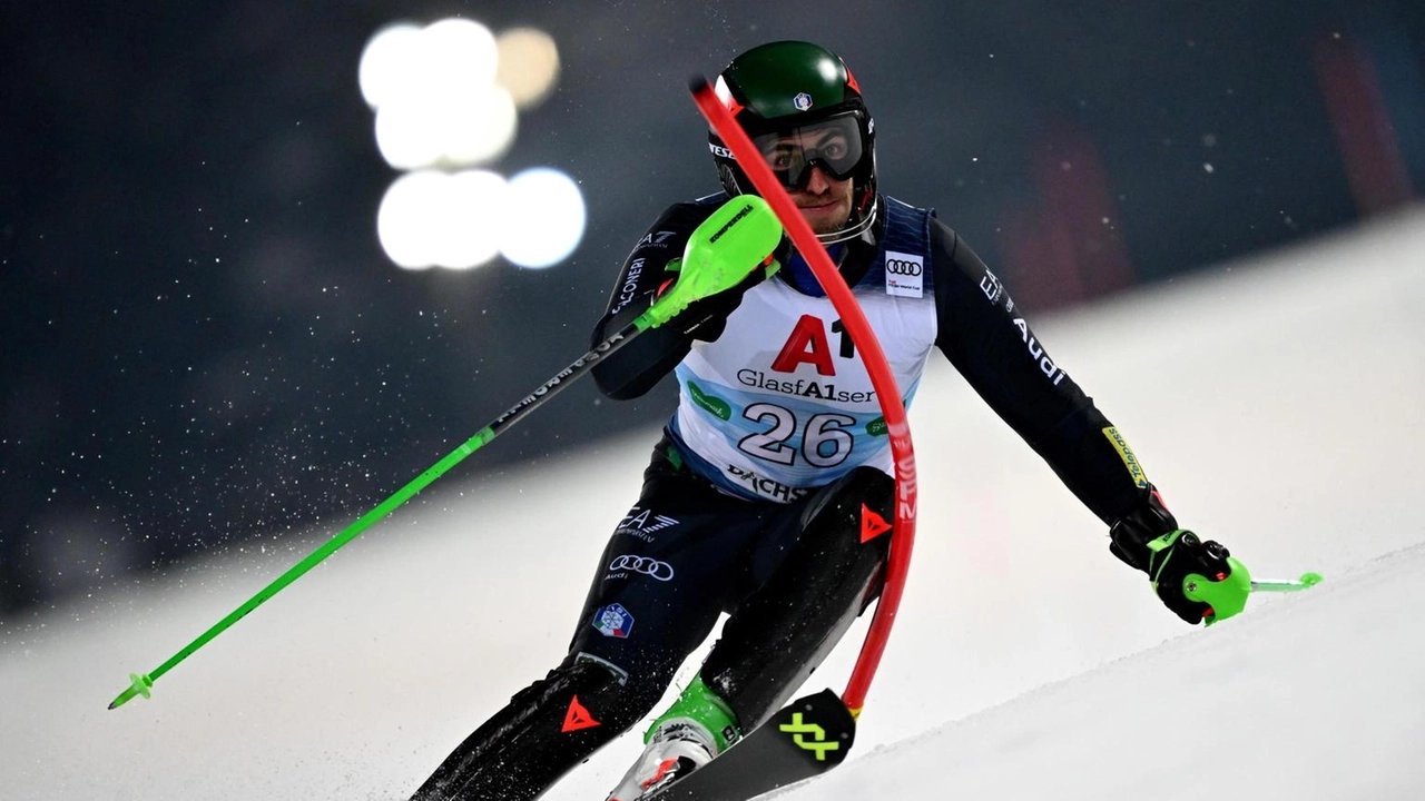 Stefano Gross è l'unico azzurro a qualificarsi per la seconda manche dello slalom speciale a Madonna di Campiglio.