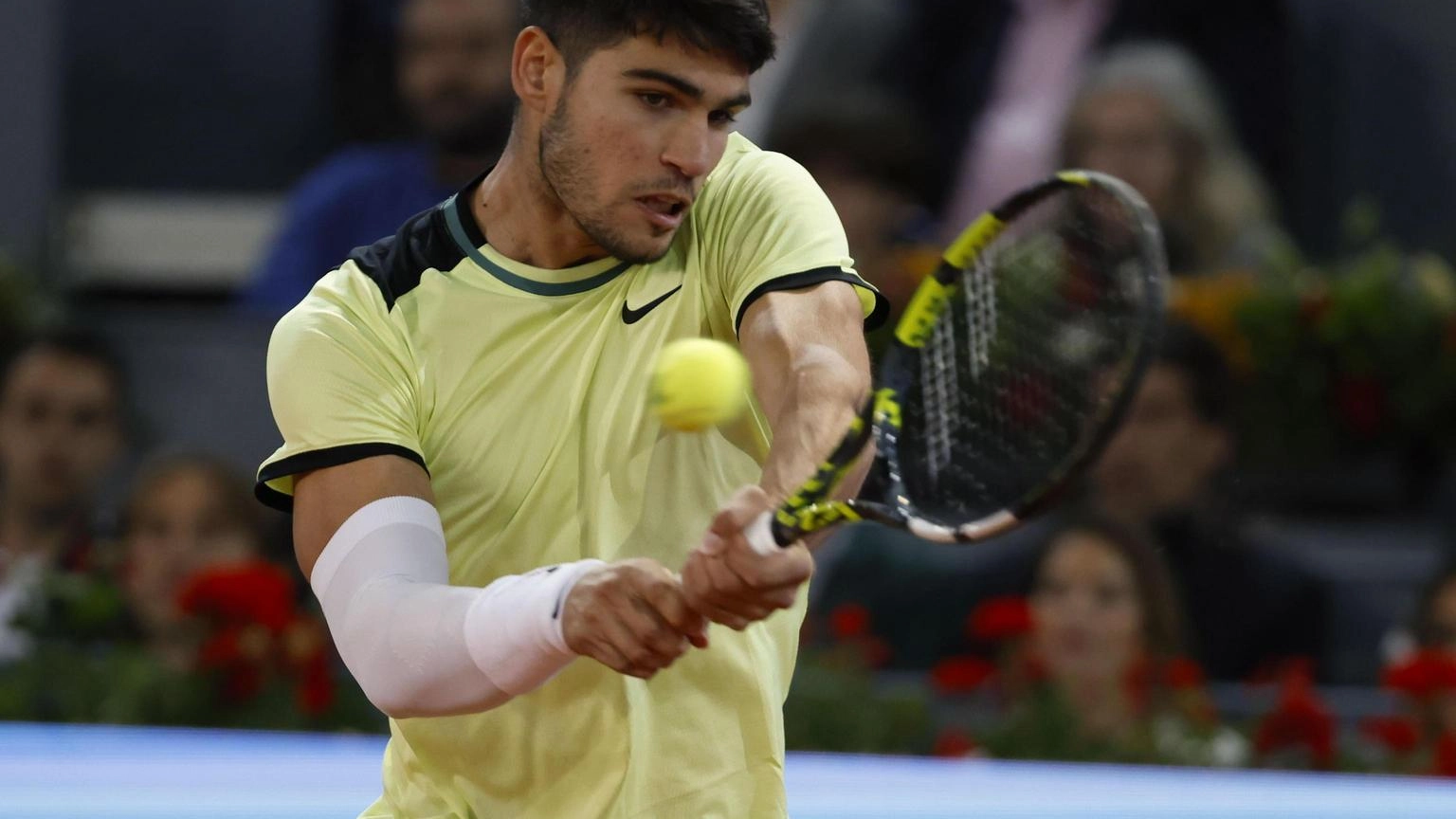 Roland Garros: Alcaraz si è allenato, provando anche a forzare