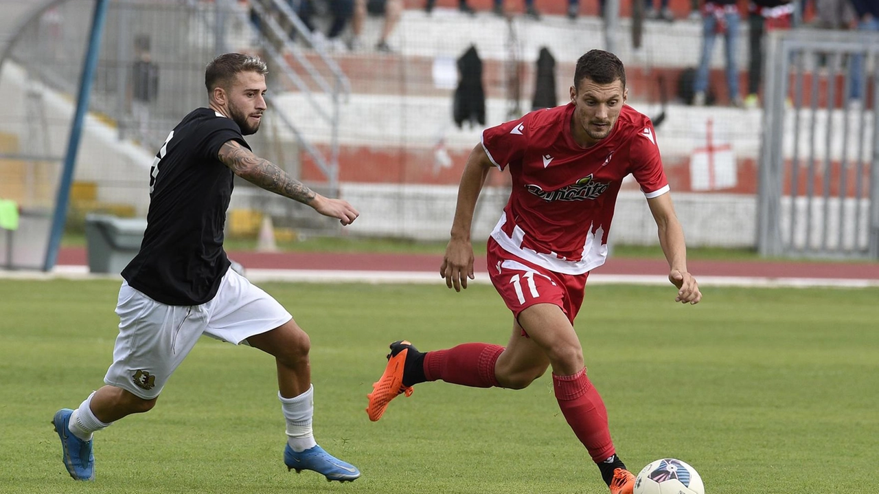 "Servono calma e pazienza per vincere un torneo". È quanto dice Matteo Possanzini, allenatore della Maceratese, dopo il pareggio...