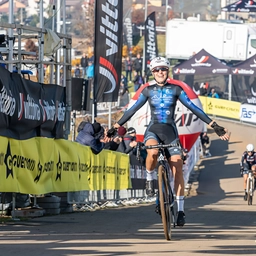 Ciclismo donne élite. Rebecca Gariboldi non delude, trionfo in volata al Guerciotti