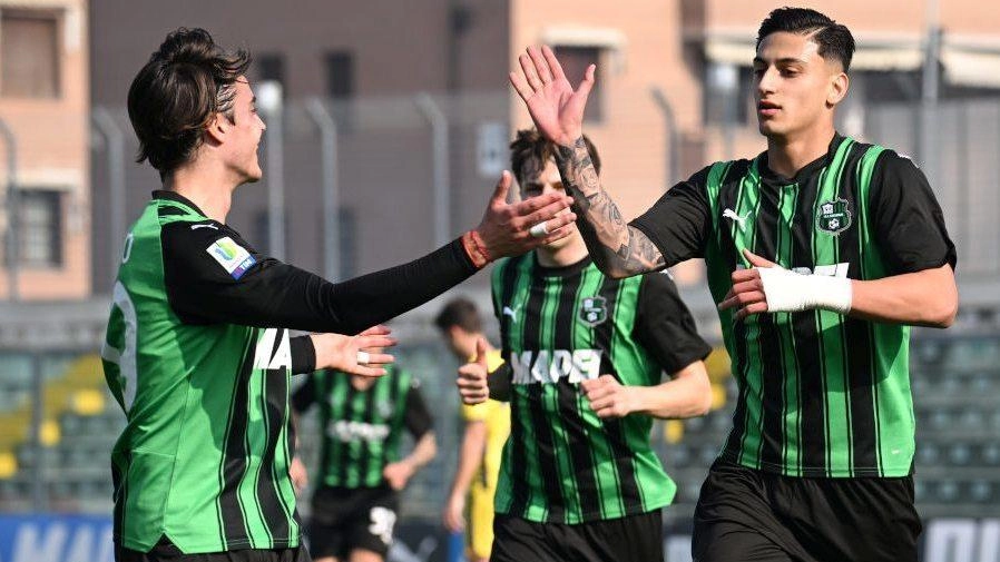 La Primavera del Sassuolo cerca continuità dopo la vittoria contro la Juventus. Bigica chiede concentrazione per sfidare l'Atalanta e mantenere il quarto posto in classifica. La partita si giocherà alle 11 al Ricci.