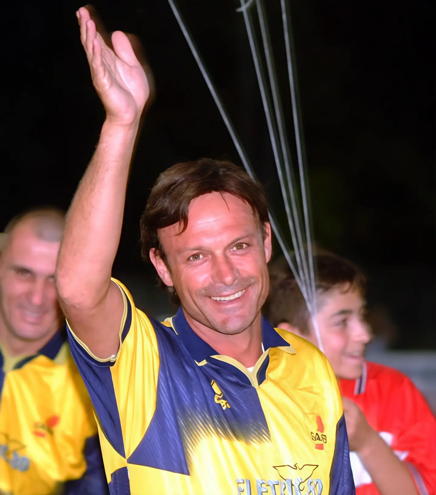 L’eroe di Italia ’90 è grave: già operato due volte per un tumore, ha anche contratto la polmonite. Ansia per Totò Schillaci, ricoverato a Palermo