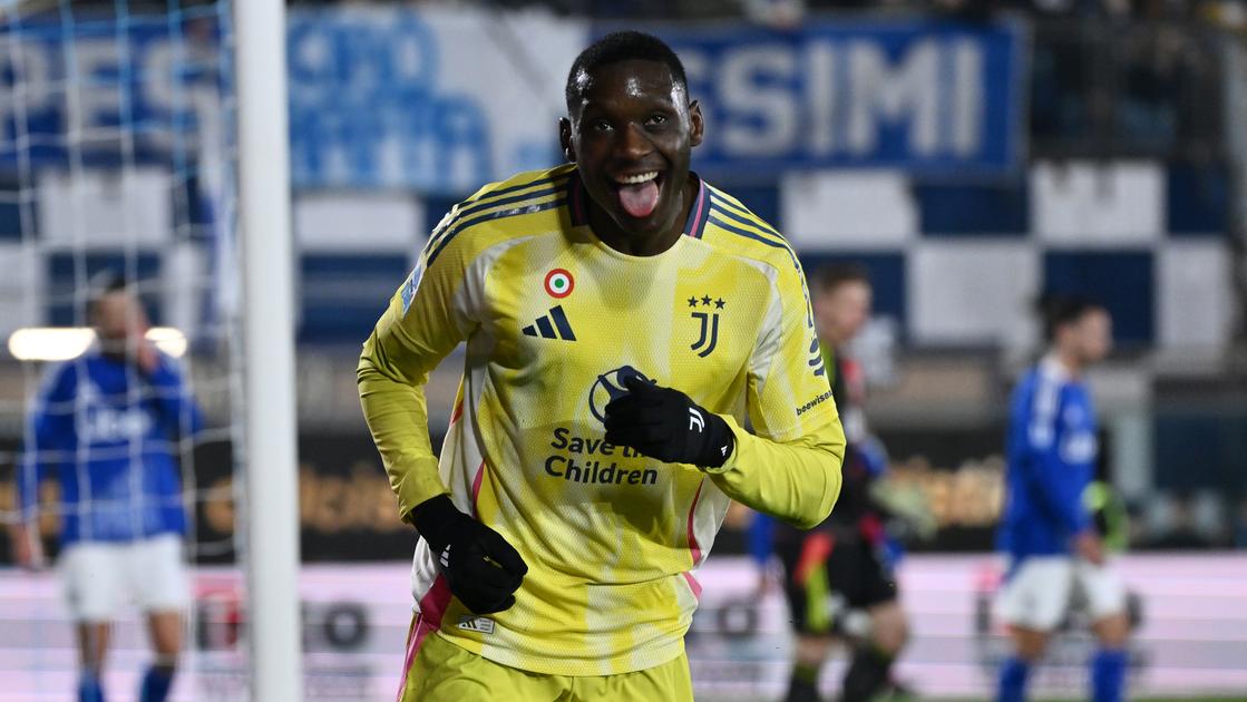 Como Juventus 1 2, la doppietta di Kolo Muani piega i lariani