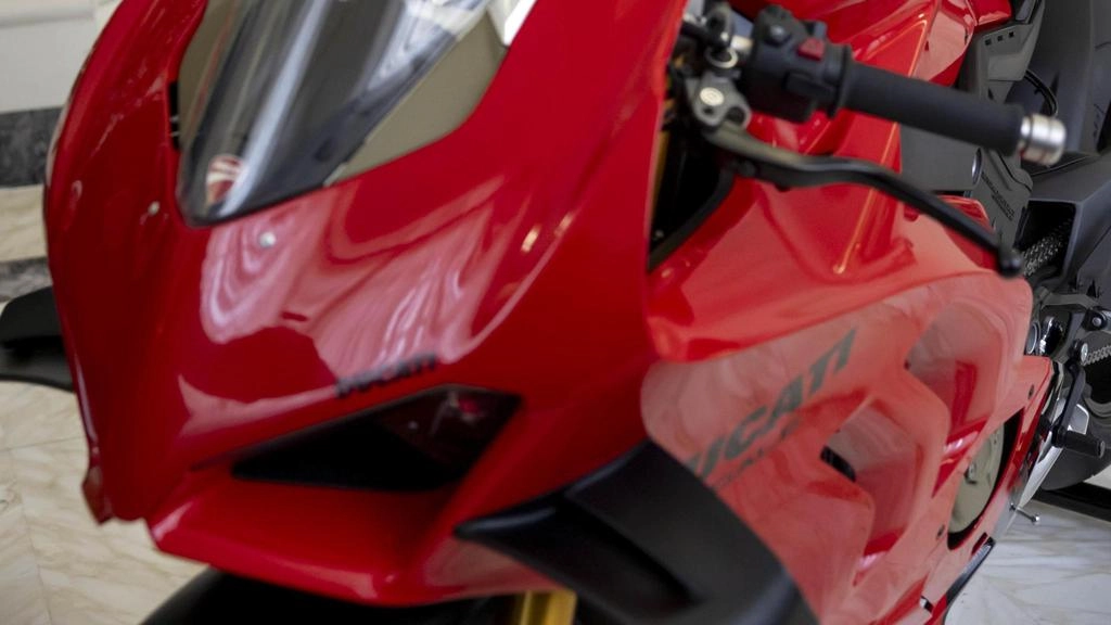 MotoGP: Domenicali, scelta pilota ufficiale per nulla facile