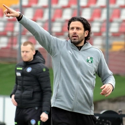 Serie B: oggi il big match contro il Sassuolo. Al Mapei 7mila pisani . Sudtirol fa pari in casa