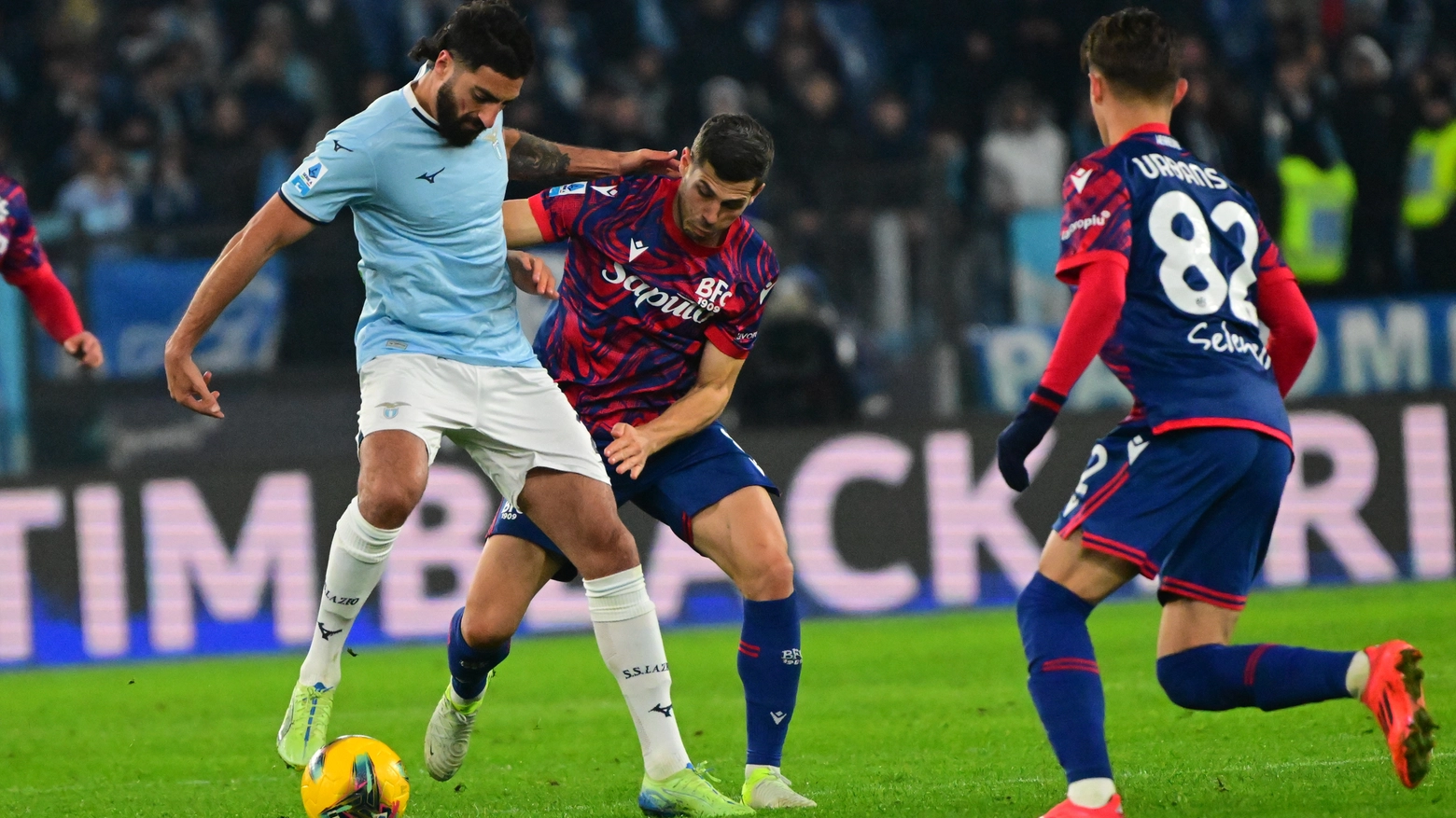 Un momento di Lazio Bologna all'Olimpico (FotoSchicchi)