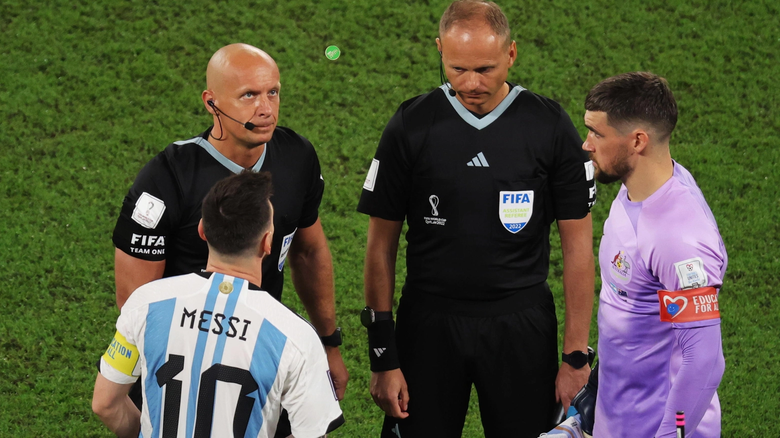 Matthew Ryan (a destra) durante il Mondiale 2022 nel match contro l'Argentina