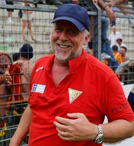 https://sport.quotidiano.net/image-service/view/acePublic/alias/contentid/NzNiNTZkZWUtMTc0MC00/0/eccellenza-agatensi-e-calderini-in-prima-linea-la-societa-in-campo-budget-ormai-definito.jpeg