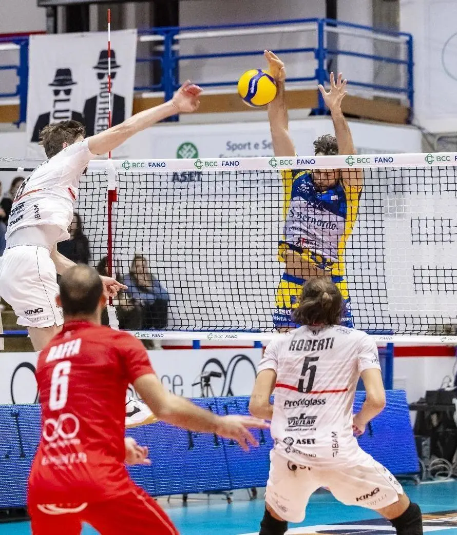 Volley serie A2 maschile. La Virtus si morde le mani, a vincere è solo il pubblico