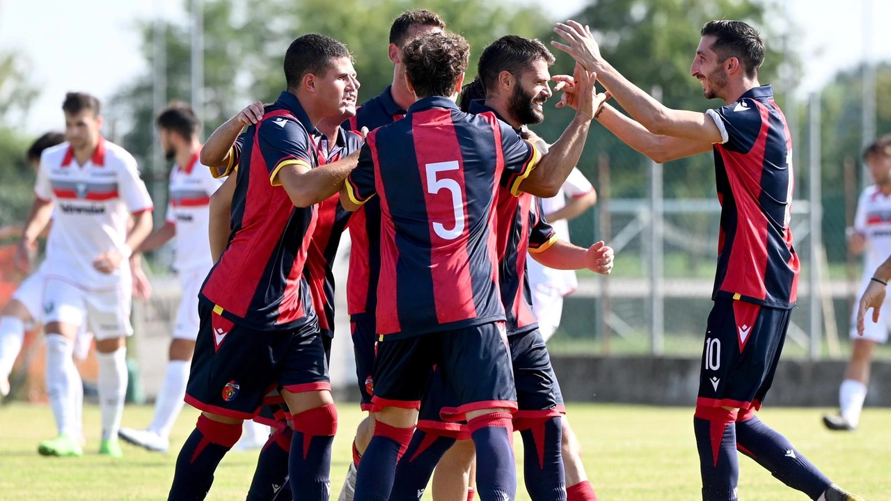 La Comacchiese riceve il Bentivoglio nel big match di giornata (Foto Business Press)