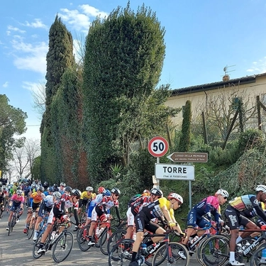 Ciclismo: domani il Trofeo Menci con 172 dilettanti a Castiglion Fiorentino