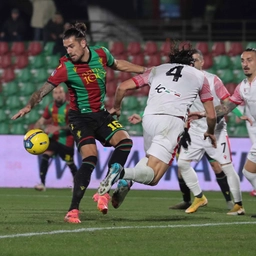 Ternana Vis Pesaro 2 a 1, grande rimonta e vittoria delle Fere