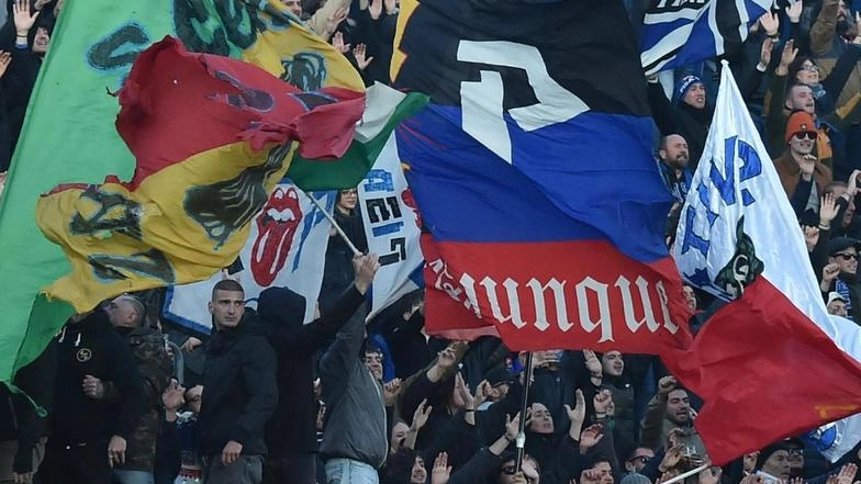 Non serve la tessera dei tifosi, così i 300 posti per i nerazzurri sono subito finiti