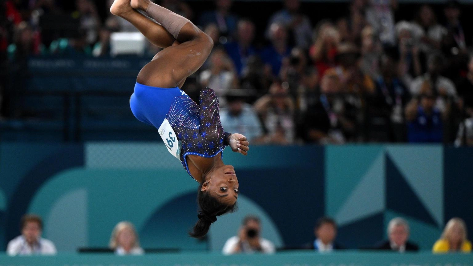 Parigi: terzo oro per Simone Biles, vince nel volteggio