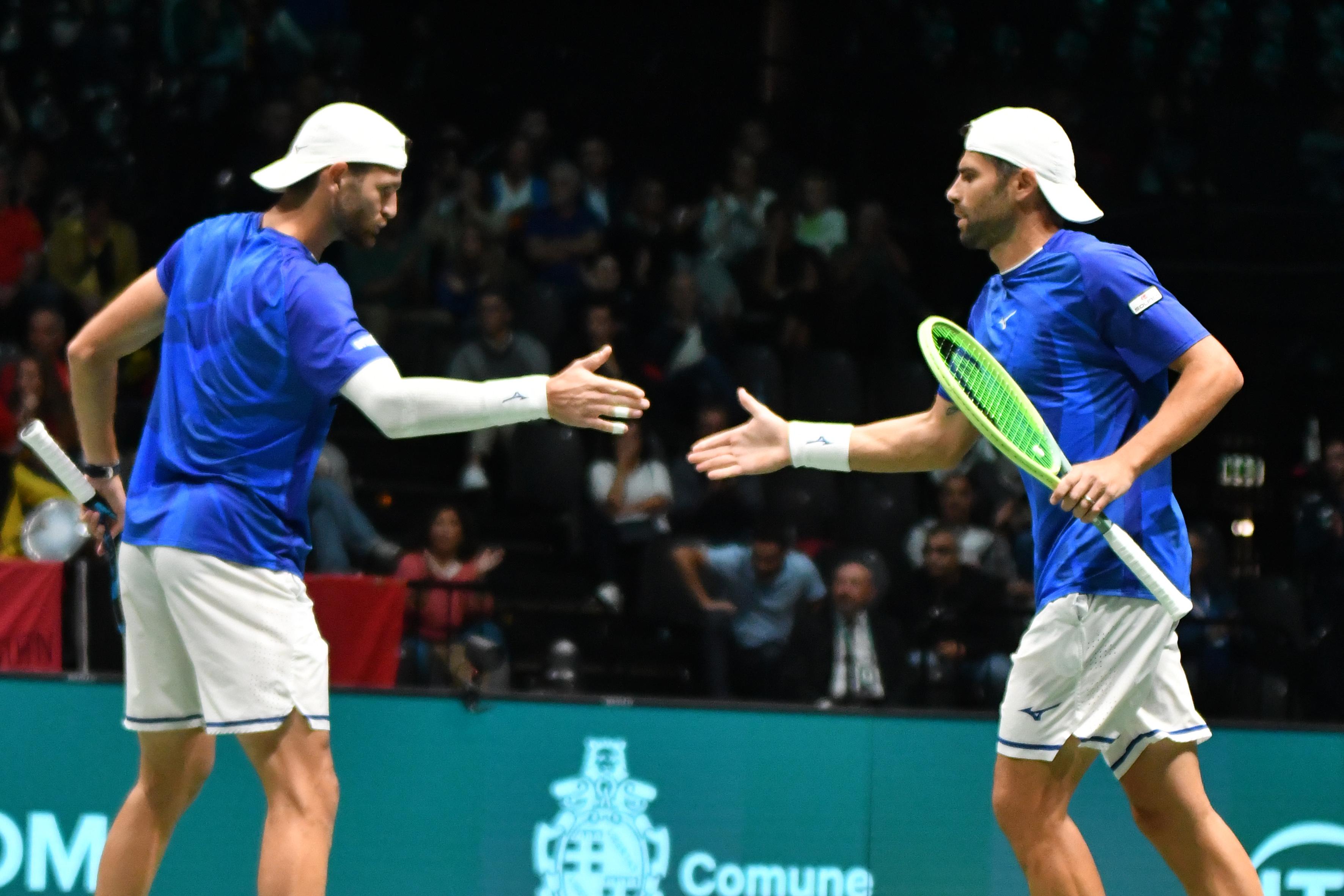 https://sport.quotidiano.net/image-service/view/acePublic/alias/contentid/NzcwYWI5ODEtNzhmMy00/0/bolelli-e-vavassori-decisivi-battuto-il-belgio-2-1.jpeg