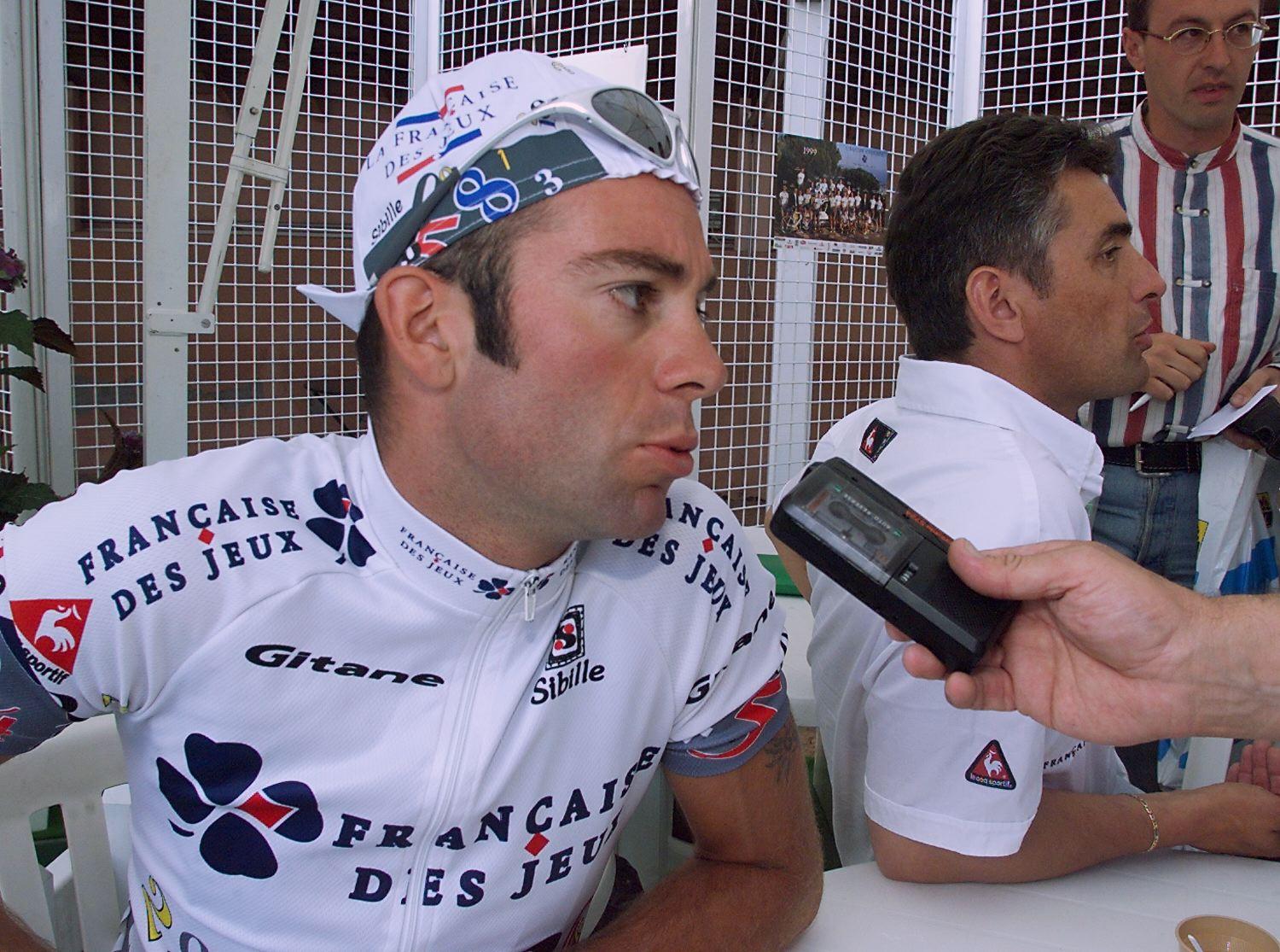 Ciclismo, Madiot sulla sicurezza: "Vietare radioline, misuratori di watt e GPS" Ciclismo, Madiot sulla sicurezza: "Vietare radioline, misuratori di watt e GPS"
