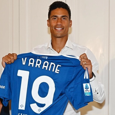 Coppa Italia, il Como parte male: vince la Samdoria ai rigori. Varane è ko