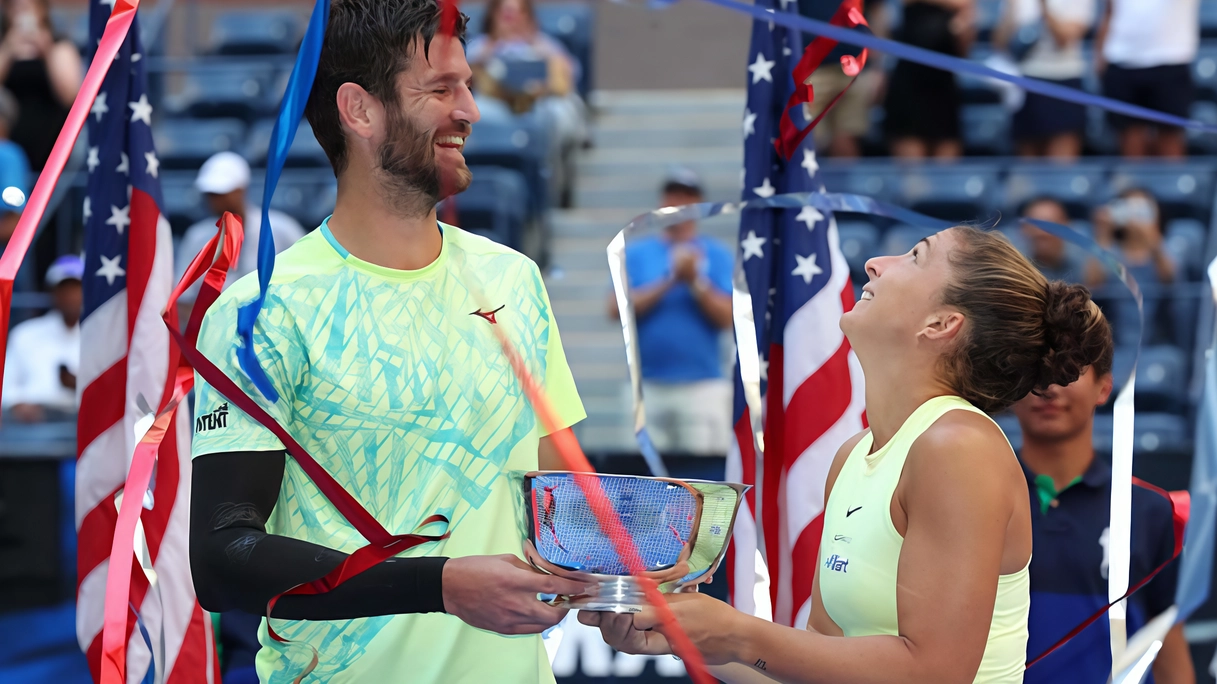 Andrea, dopo la vittoria agli Us Open con Sara, punta dritto su Torino e la Davis "Il me bambino sarebbe orgoglioso. La mia forza? Tanta pazienza e mio padre".