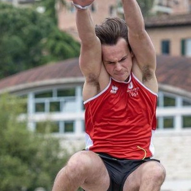 Atletica leggera. Senesi in bella evidenza al Meeting Città di Pietrasanta. Ceccherini centra il titolo toscano. Moscatelli domina