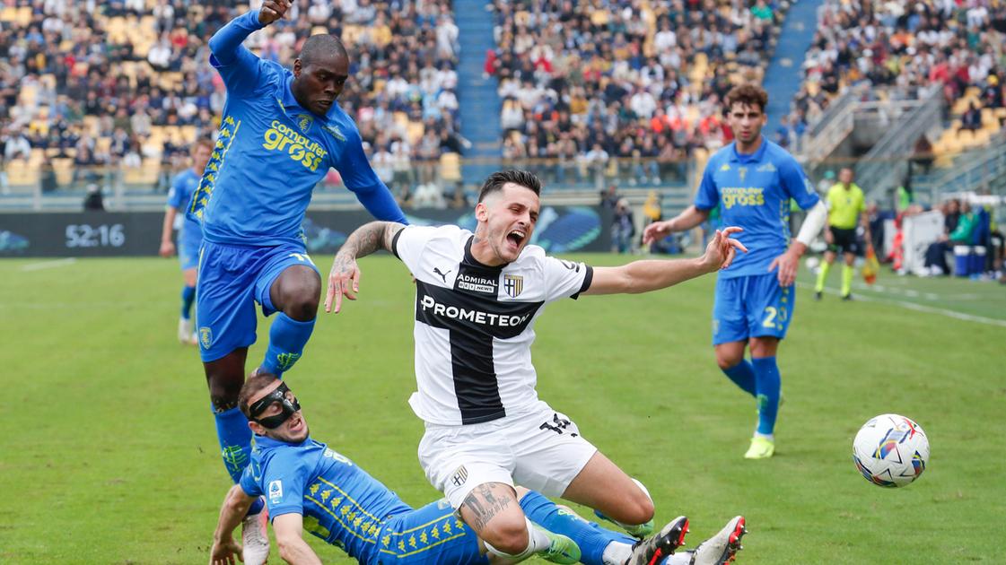 https://sport.quotidiano.net/image-service/view/acePublic/alias/contentid/ODE3MDZiYTYtZjU0Ny00/0/parma-empoli.jpeg?f=16:9&w=1200&h=630