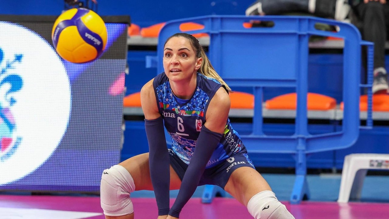 Il Bisonte Firenze conferma la sua presenza al Trofeo McDonald's al PalaRuggi insieme a Roma Volley e Consolini. La squadra toscana partecipa per la terza volta consecutiva, confermando il suo impegno nel torneo di pallavolo femminile. La quarta squadra partecipante sarà annunciata presto, con la possibilità di un team straniero. Il Bisonte Firenze, con undici campionati di serie A1 consecutivi, festeggia il cinquantesimo anniversario del club. La scuola di pallavolo Diffusione Sport Imola ha avviato una campagna di crowdfunding per sostenere l'organizzazione dell'evento.