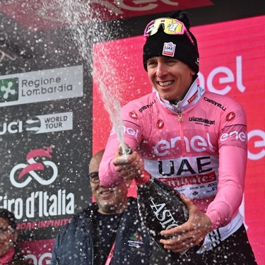 Giro d’Italia, le pagelle della seconda settimana: Pogacar da 10 e lode. Bene Milan e Ganna, applausi per Tiberi e Zana