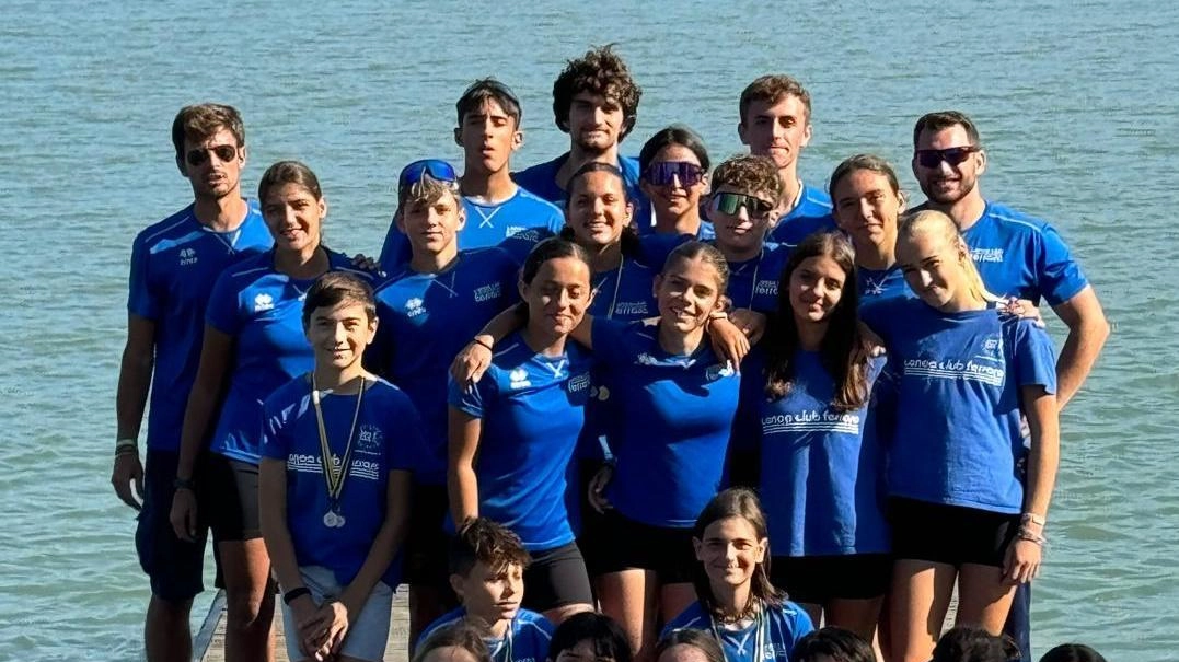 Il Canoa Club Ferrara trionfa al Campionato Regionale 500 metri Emilia Romagna con 10 titoli e 29 medaglie. Grande successo e prossima preparazione invernale.