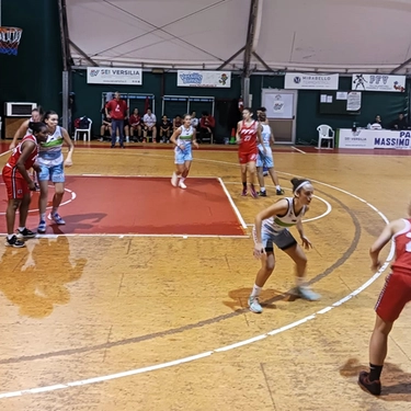 Basket, in serie C esordio con il botto per la Pallacanestro Femminile Pisa a Viareggio