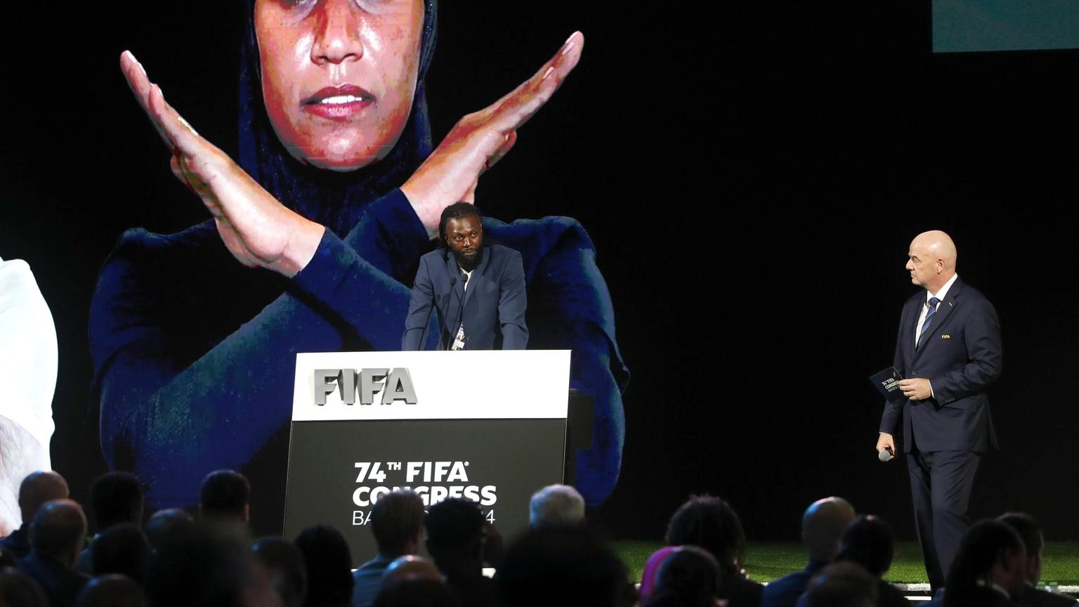 Razzismo: Fifa approva piano di contrasto, sarà reato sanzionato