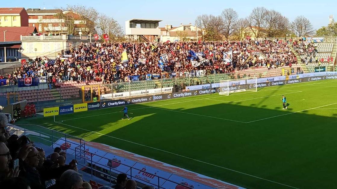 https://sport.quotidiano.net/image-service/view/acePublic/alias/contentid/ODY0ZDFhMGQtZjc1ZS00/0/una-tempesta-perfetta-travolge-la-cremo-pisa-si-conferma-la-squadra-da-battere.jpeg?f=16:9&w=1200&h=630