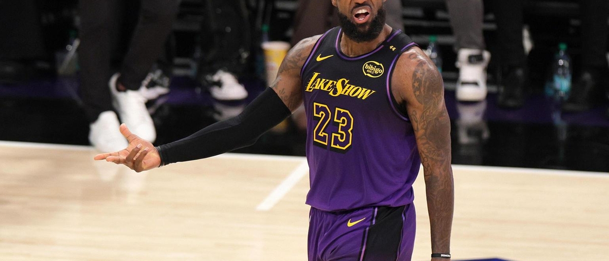 LeBron James sconfitto dai Cleveland Cavaliers: i Lakers chiudono l'anno con un ko