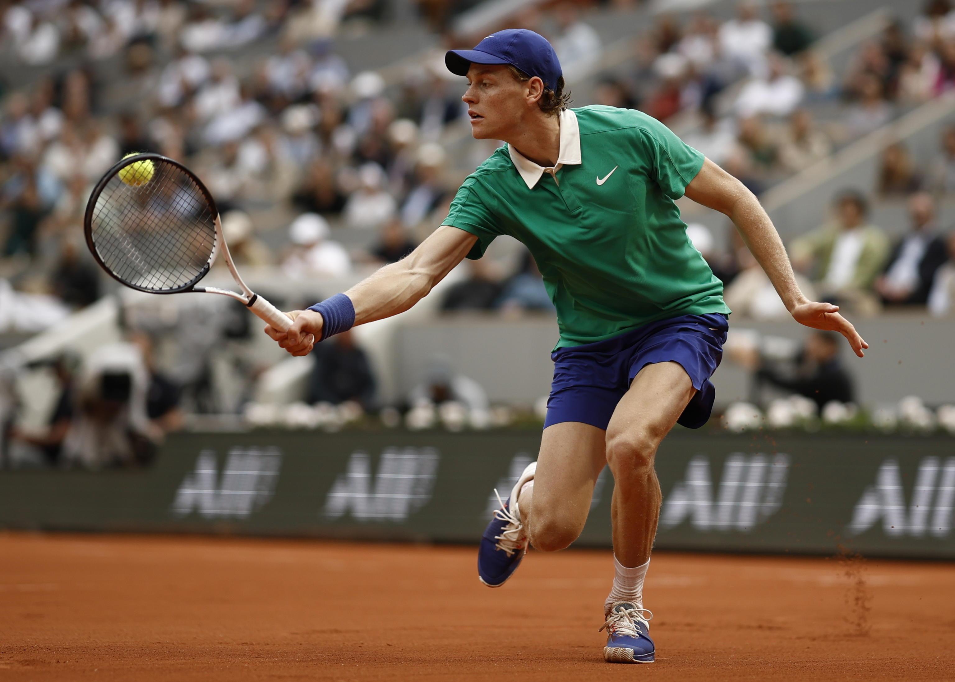 https://sport.quotidiano.net/image-service/view/acePublic/alias/contentid/ODgxODI3ZDAtNjE4My00/1/jannik-sinner-contro-alexander-bublik-ansa.jpeg